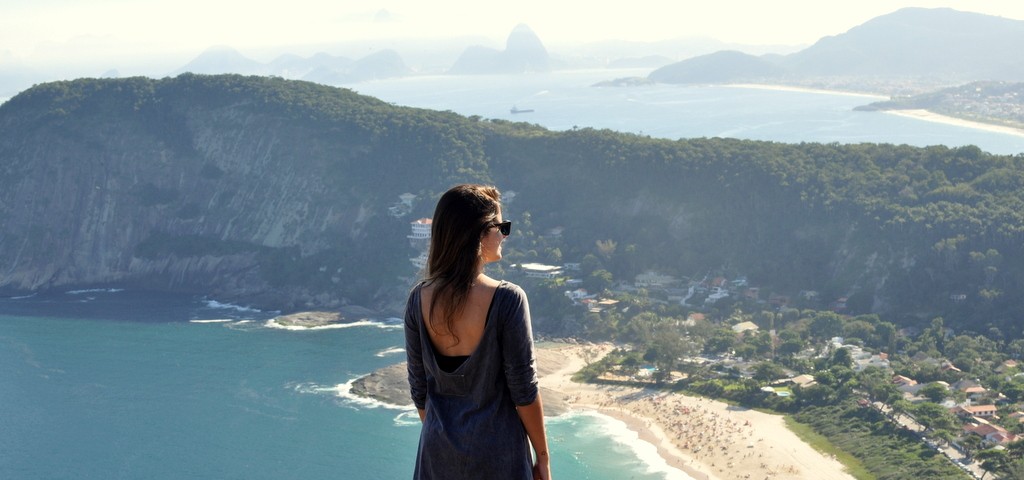 trilha mais famosa do RJ costao de itacoatiara