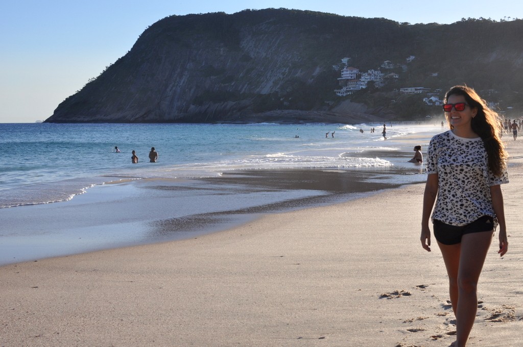 Costão de Itacoatiara trilha