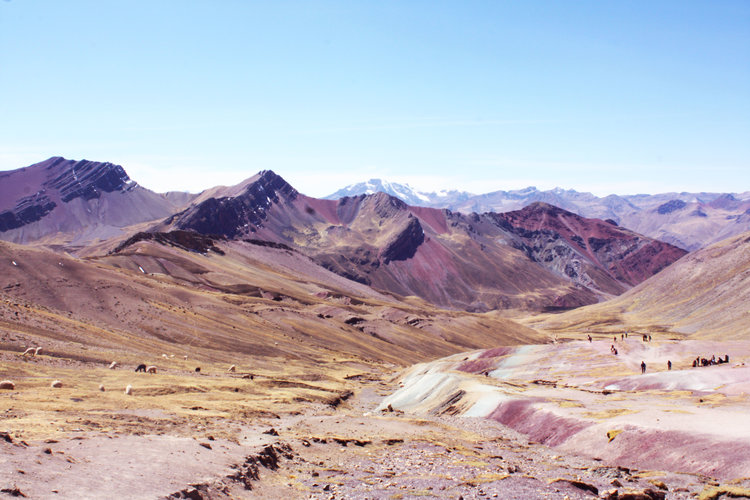 trilha Montanha colorida do Peru