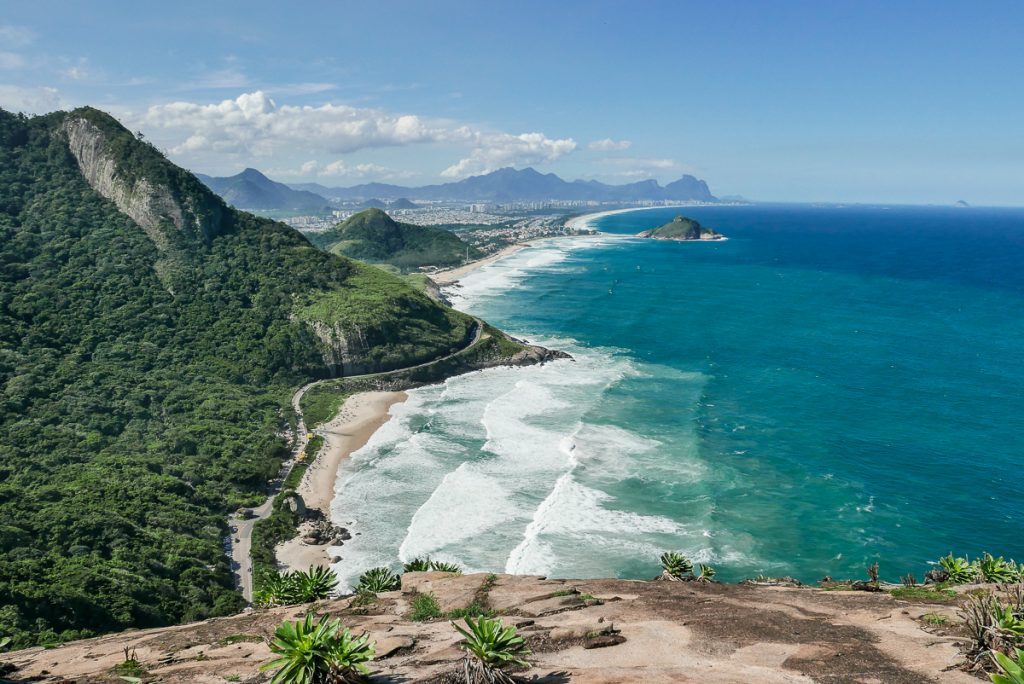 Fotos no Rio de Janeiro: Vista de toda a Zona Oeste do Rio do alto do Morro dos Cabritos