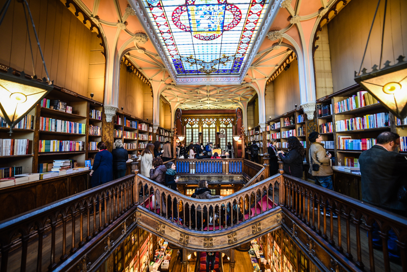 Interior da Livraria Lello