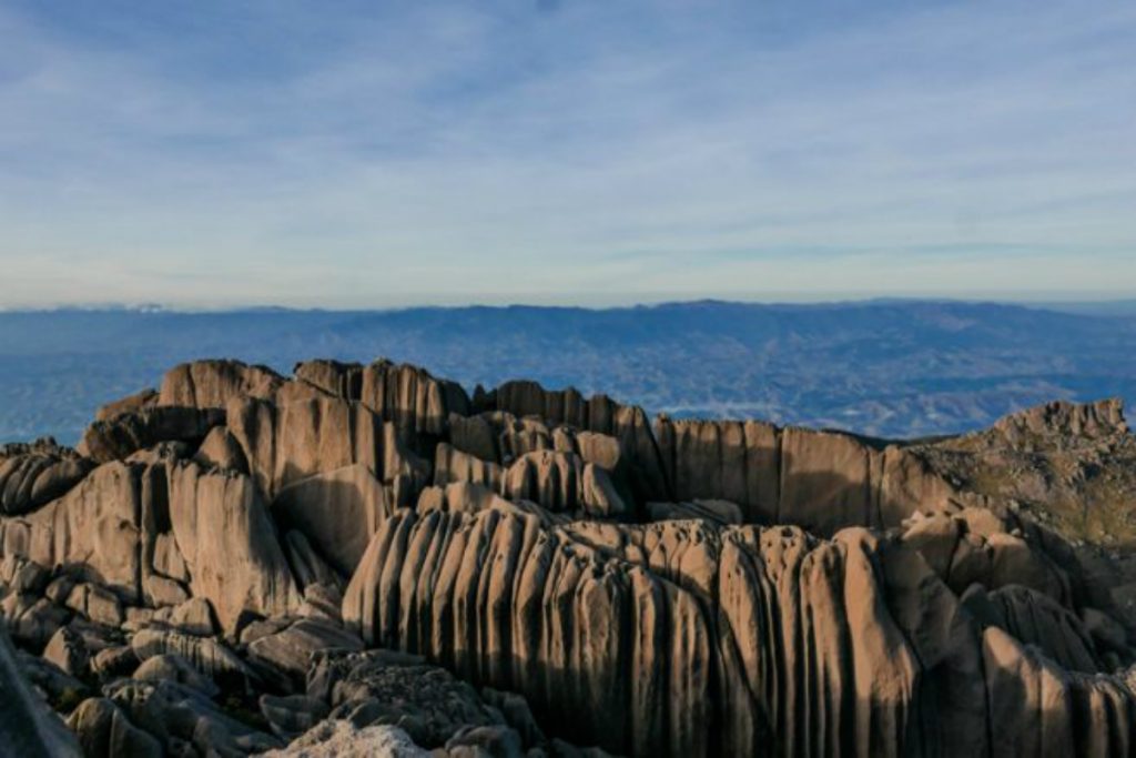 Tudo que você precisa saber sobre a trilha do Pico das Agulhas Negras