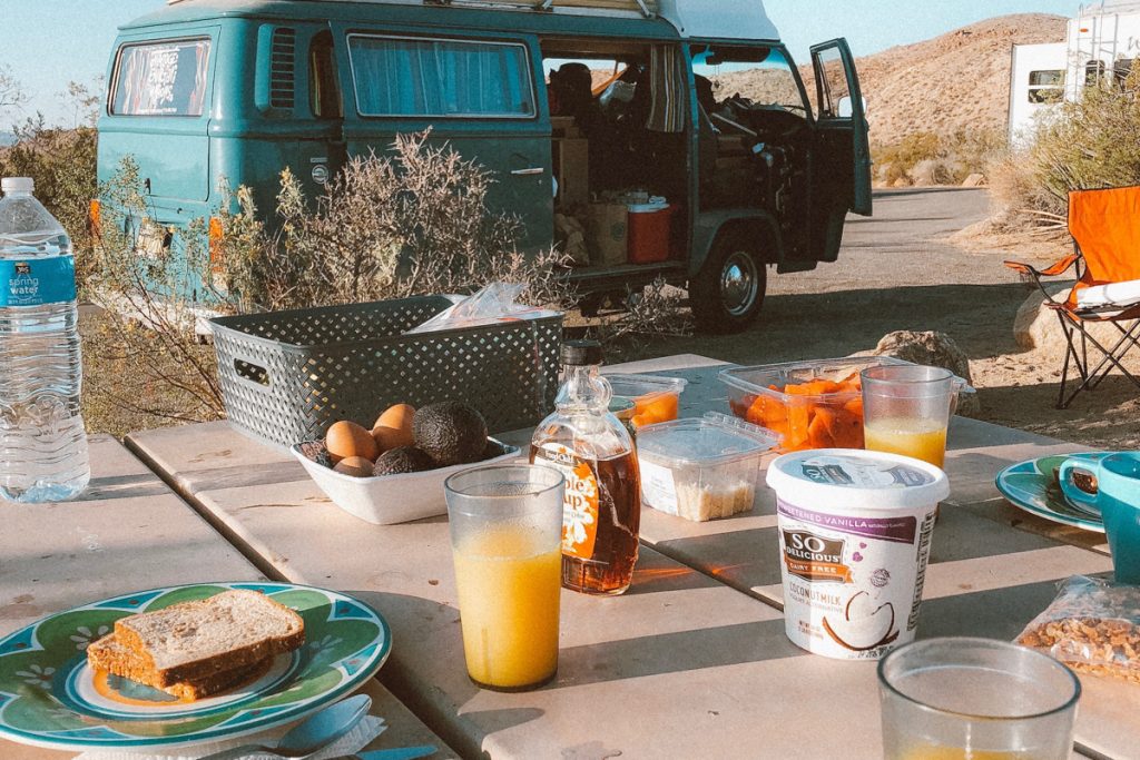 Café da manhã em camping nos EUA