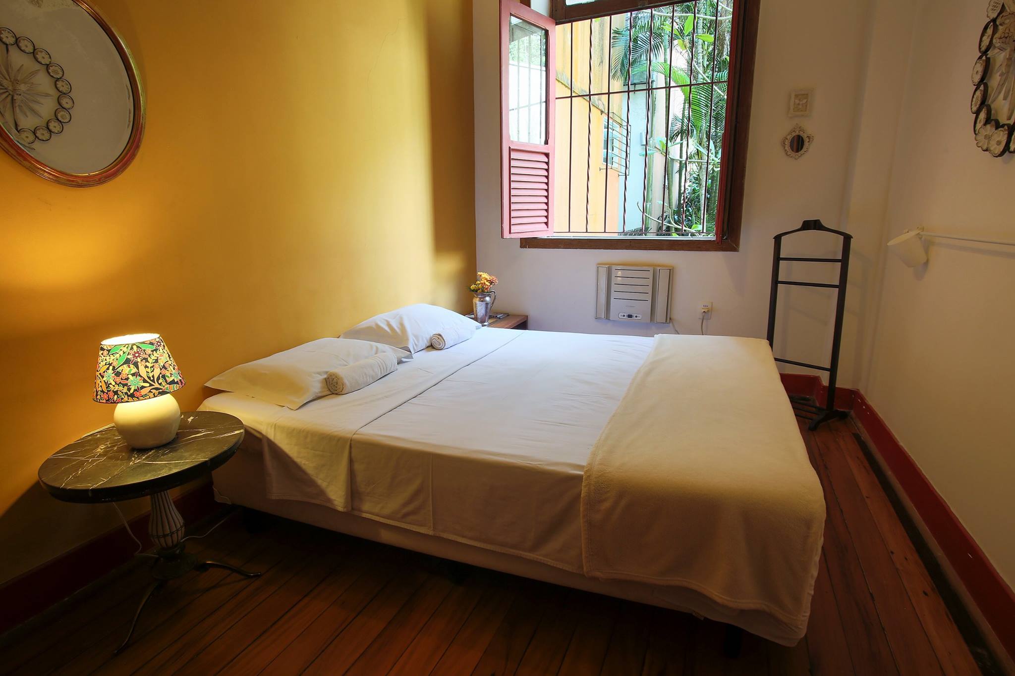 Quarto Fernanda Solar do Cosme