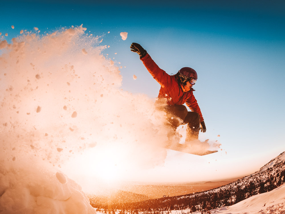 Seguro viagem ski: descubra qual o melhor para praticar esportes na neve