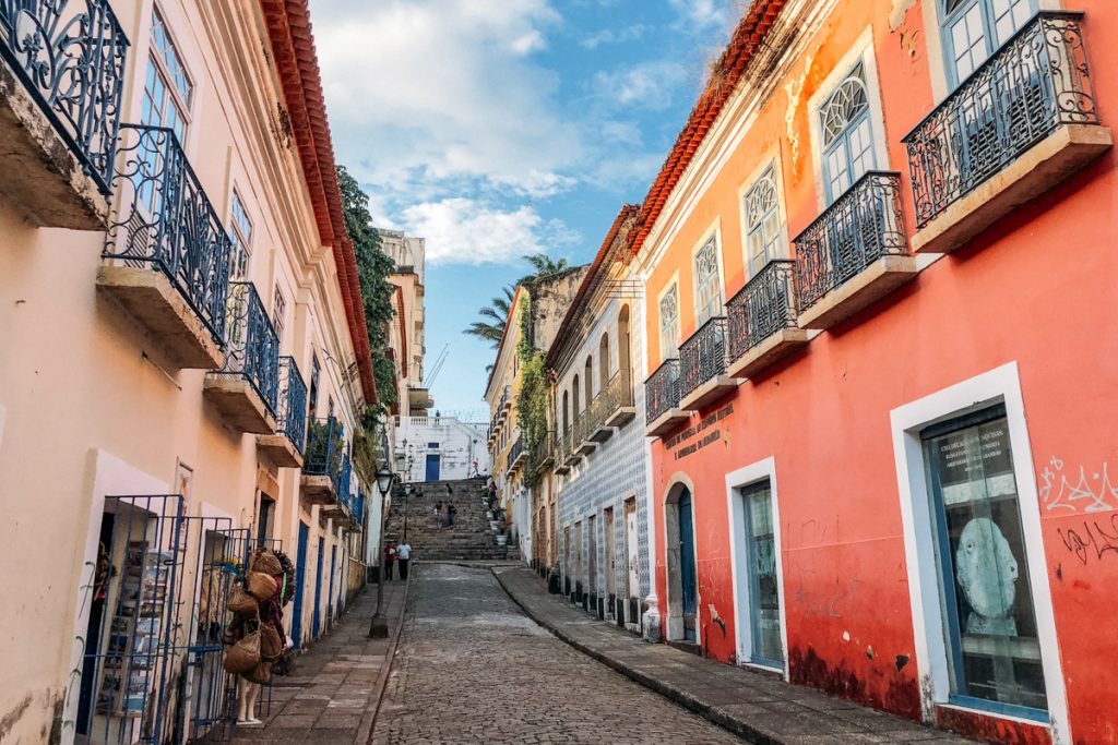 Onde ficar em São Luís (MA): centro histórico ou praias?