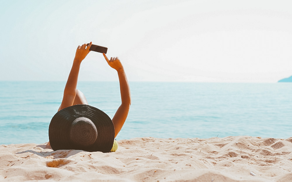 yes brasil e easysim4u foto praia