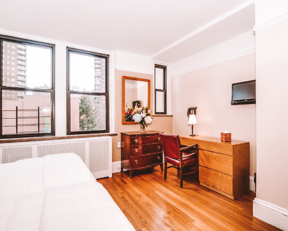 hoteis baratos ny Leo House Hotel