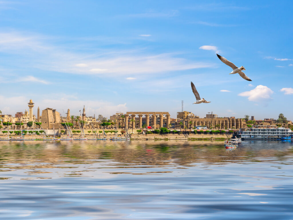 Luxor vista da cidade