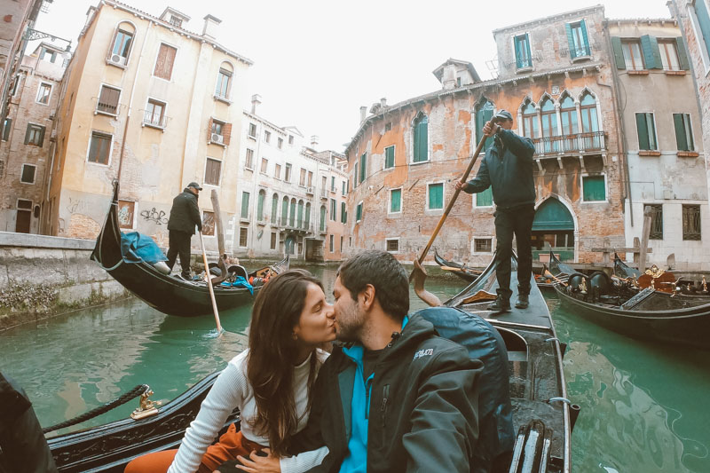 como é o passeio de gôndola em veneza