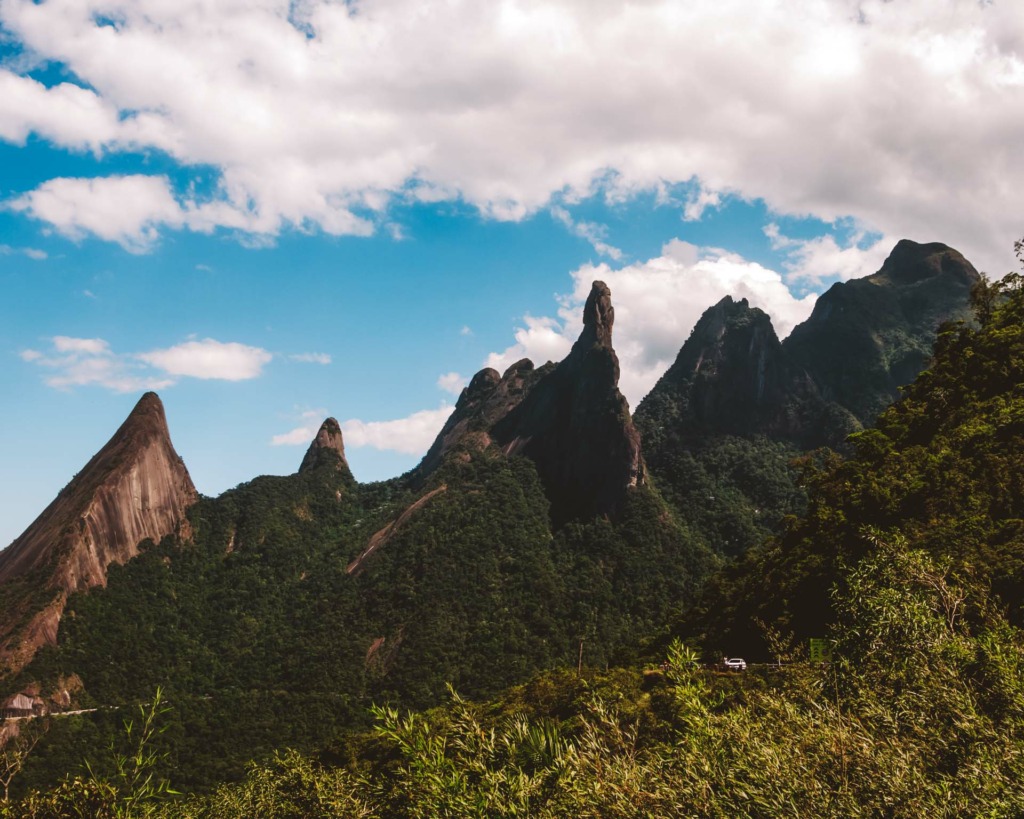 Trilhas em Teresópolis, RJ: 10 trilhas imperdíveis para quem ama natureza