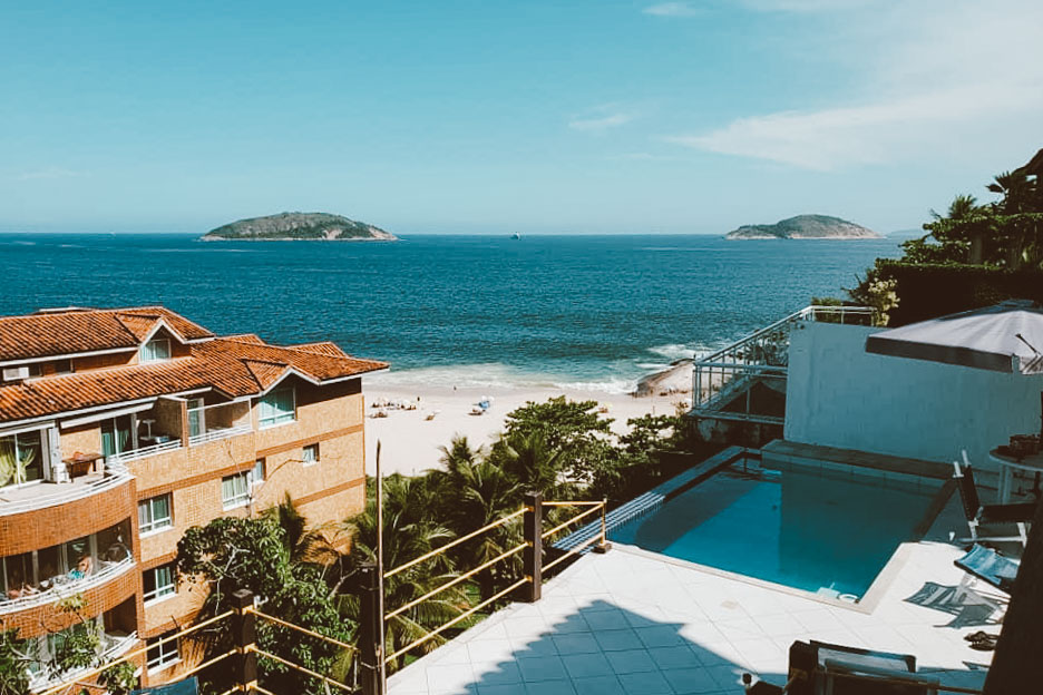 onde ficar em niteroi na reigão oceânica