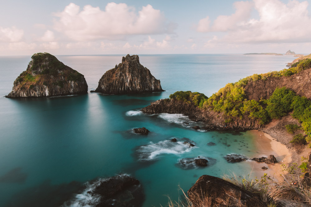 baia dos porcos noronha