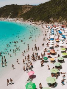 cropped-verao-em-arraial-do-cabo.jpg
