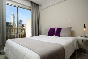 Hotéis baratos em Buenos Aires: onde ficar por até R$200 por pessoa