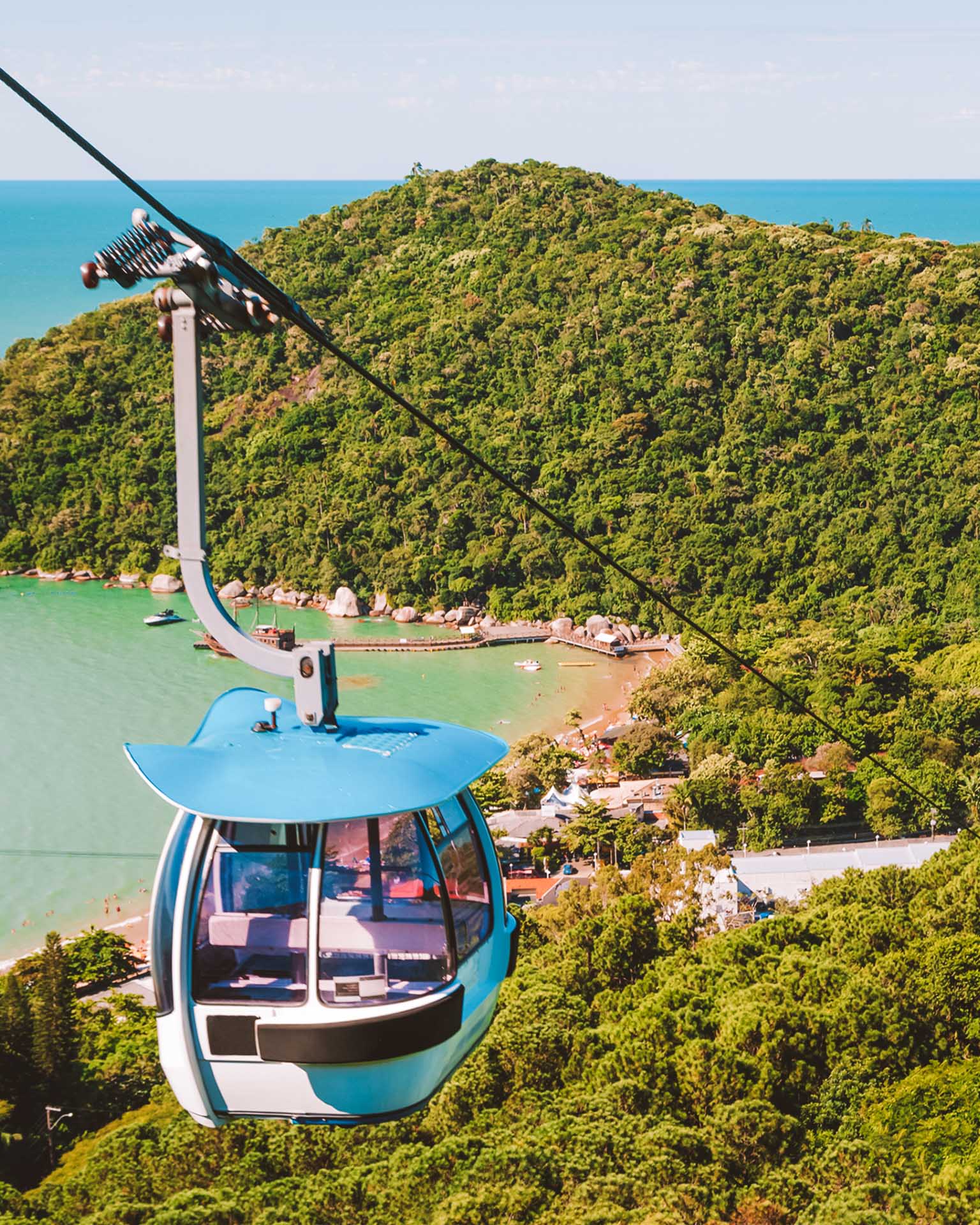 praia de laranjeiras balneario camboriu