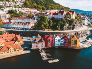 Qual o melhor seguro viagem Noruega? [COMPARATIVO 2026]