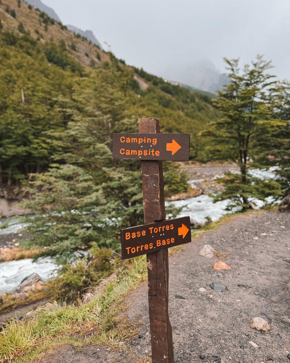 trekking base torres del paine
