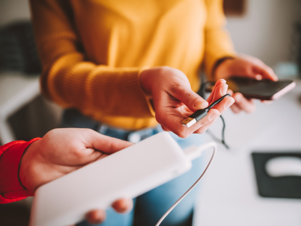 melhor carregador portatil para iphone