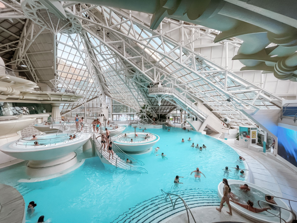 Spa em Andorra: como é e quanto custa o Caldea Spa