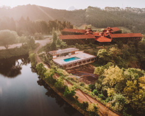 onde ficar pedra azul