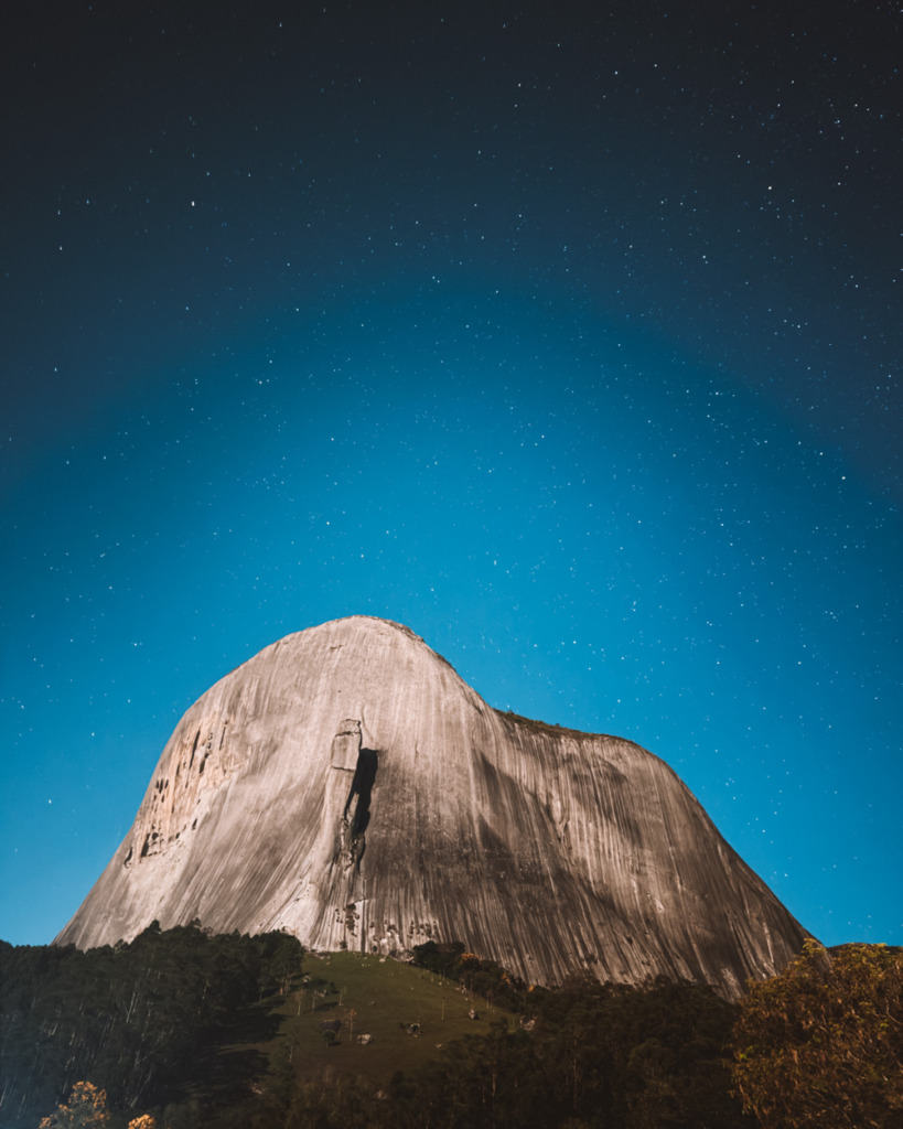 o que fazer em pedra azul
